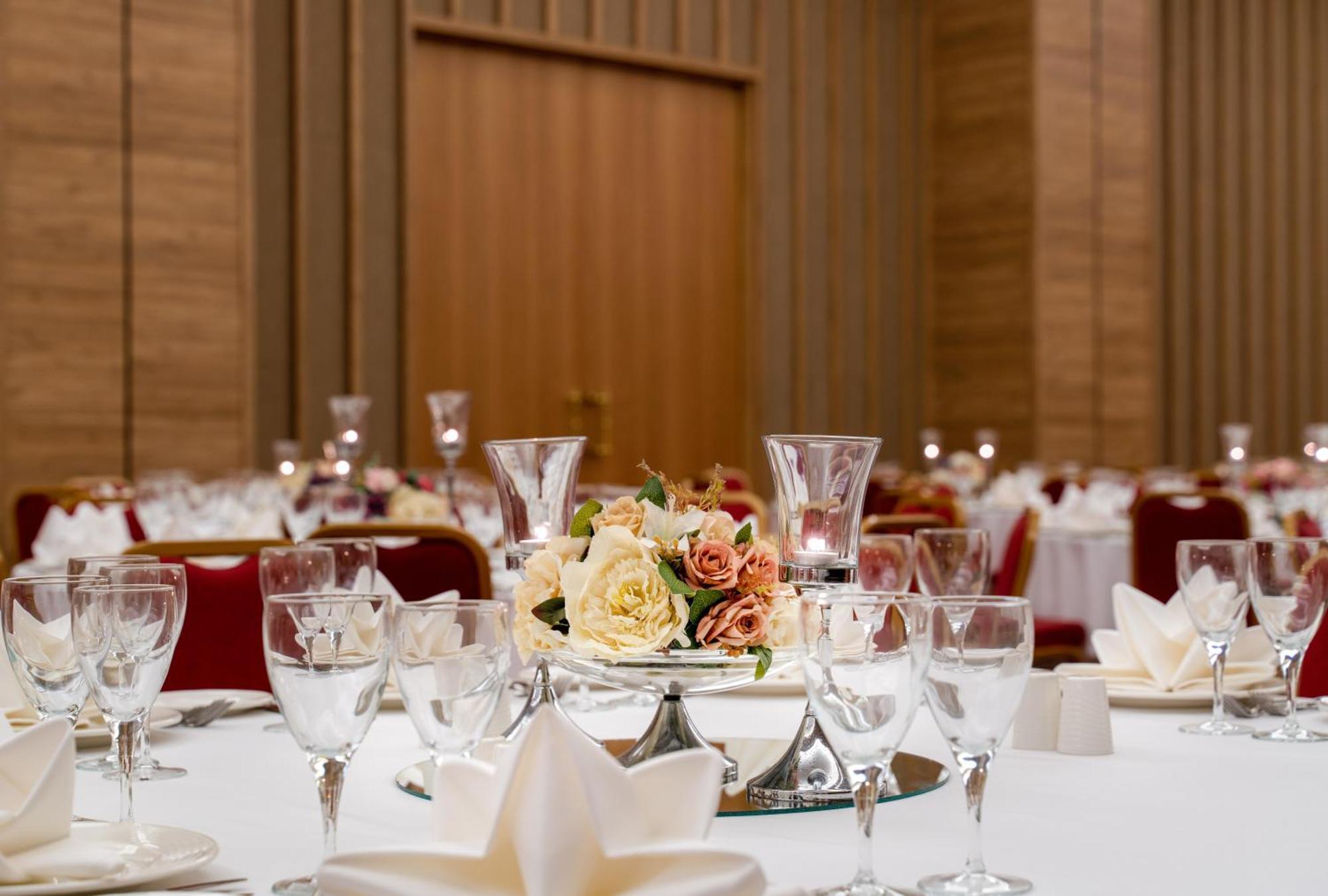 Concorde Tower Hotel & Casino نيقوسيا المظهر الخارجي الصورة The interior of the ballroom