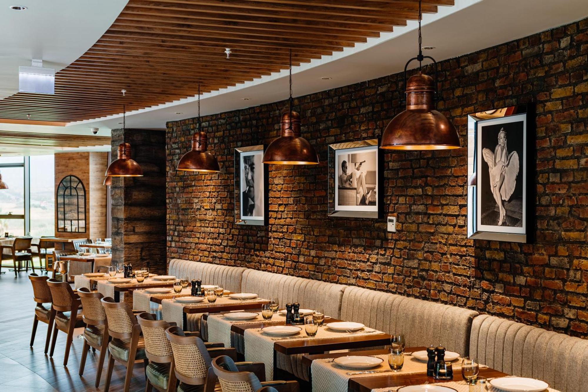 Concorde Tower Hotel & Casino نيقوسيا المظهر الخارجي الصورة The interior of a restaurant